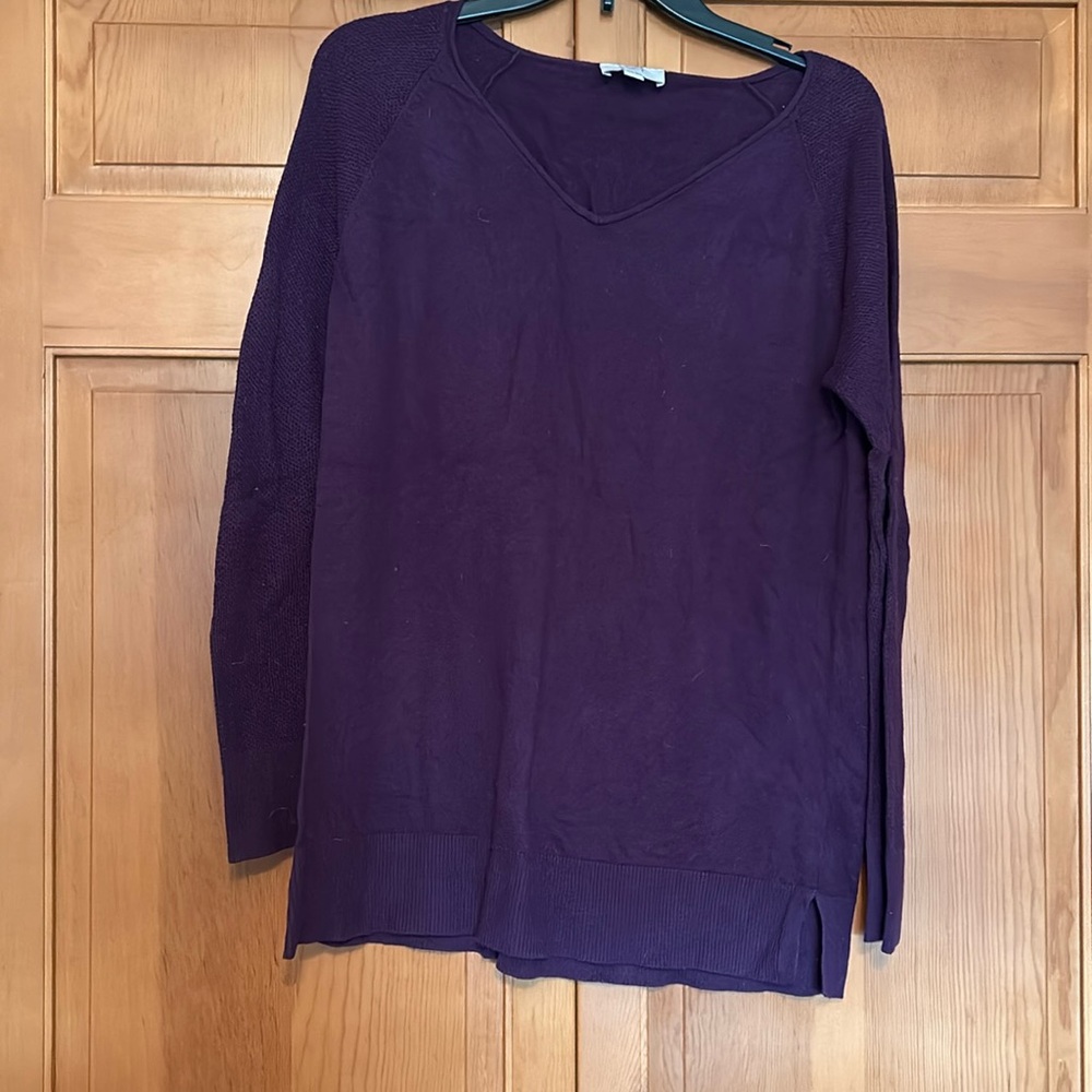 Light weight LOFT purple sweater